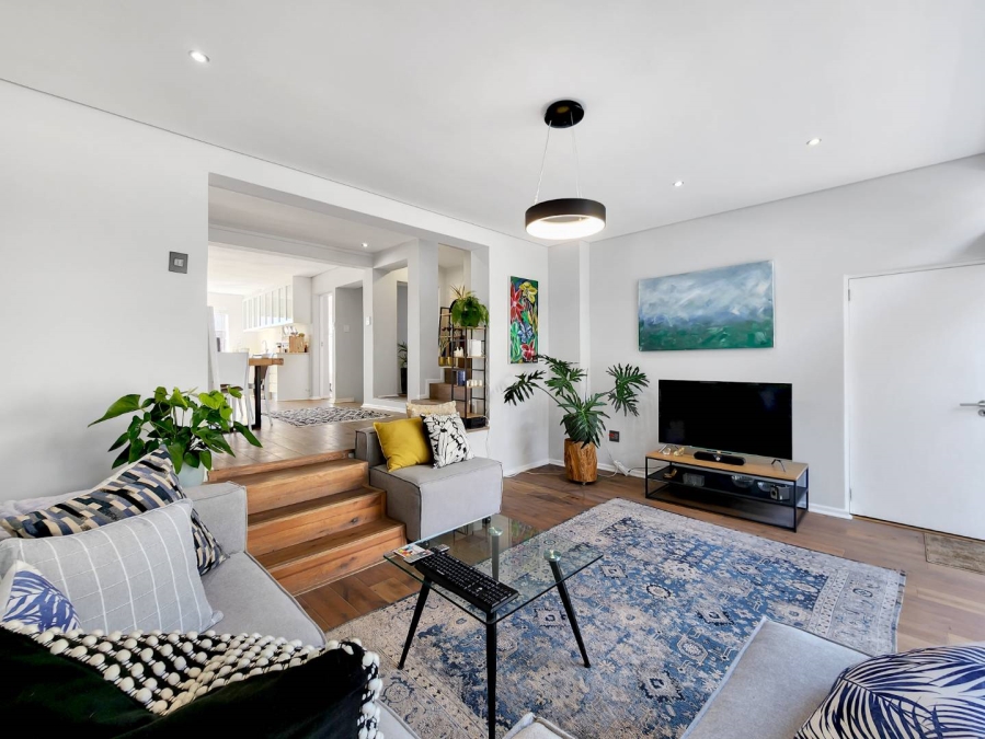 3 Bedroom Property for Sale in Fresnaye Western Cape